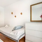 Sebastian Terrace By Hello Homes Sitges