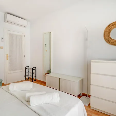 Apartment Sebastian Terrace By Hello Homes